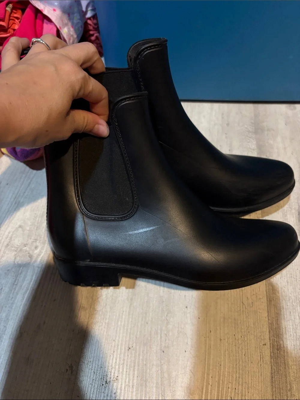 a new day sleek black